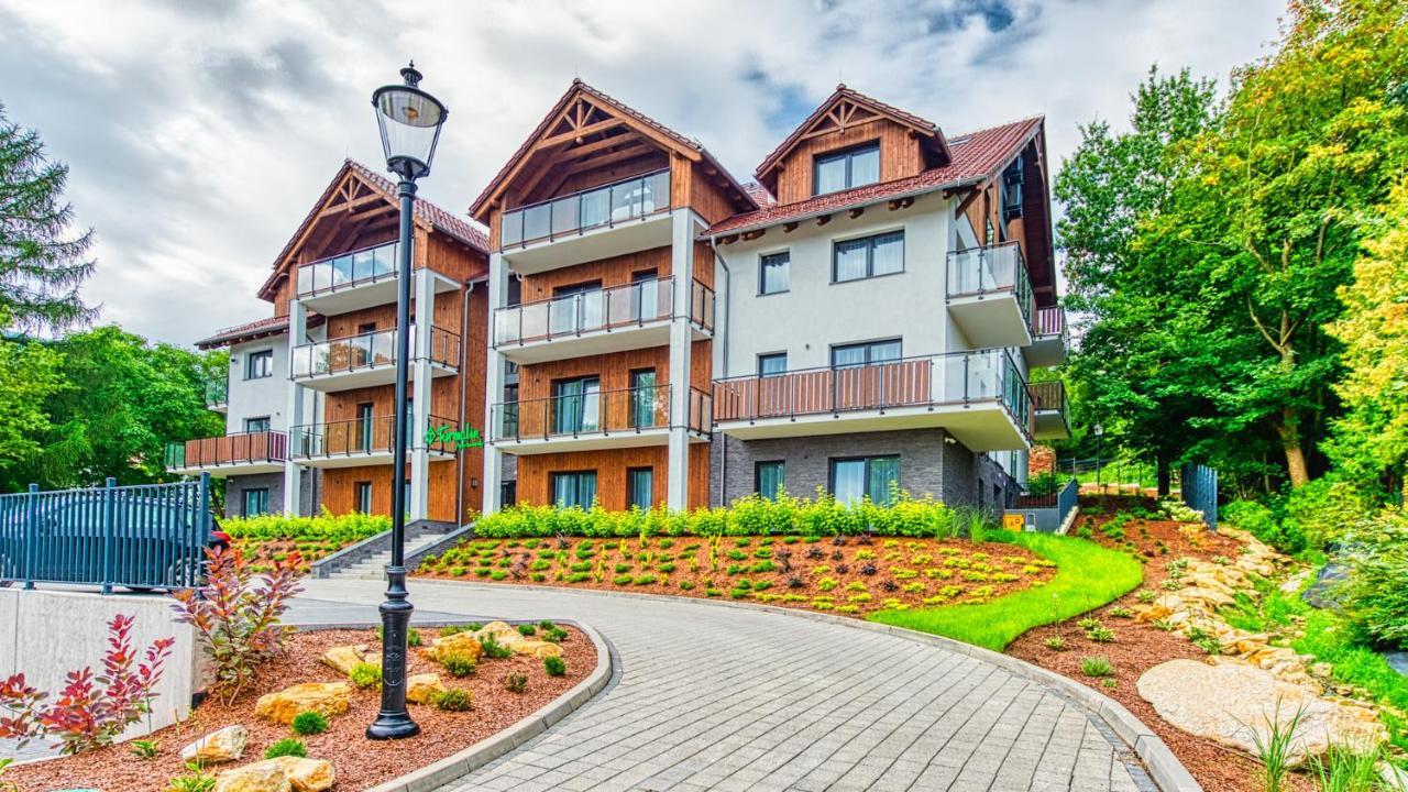 Apartamenty Vip Centrum - Wczasowa 17 By Royal Aparts Świeradów-Zdrój Exteriör bild