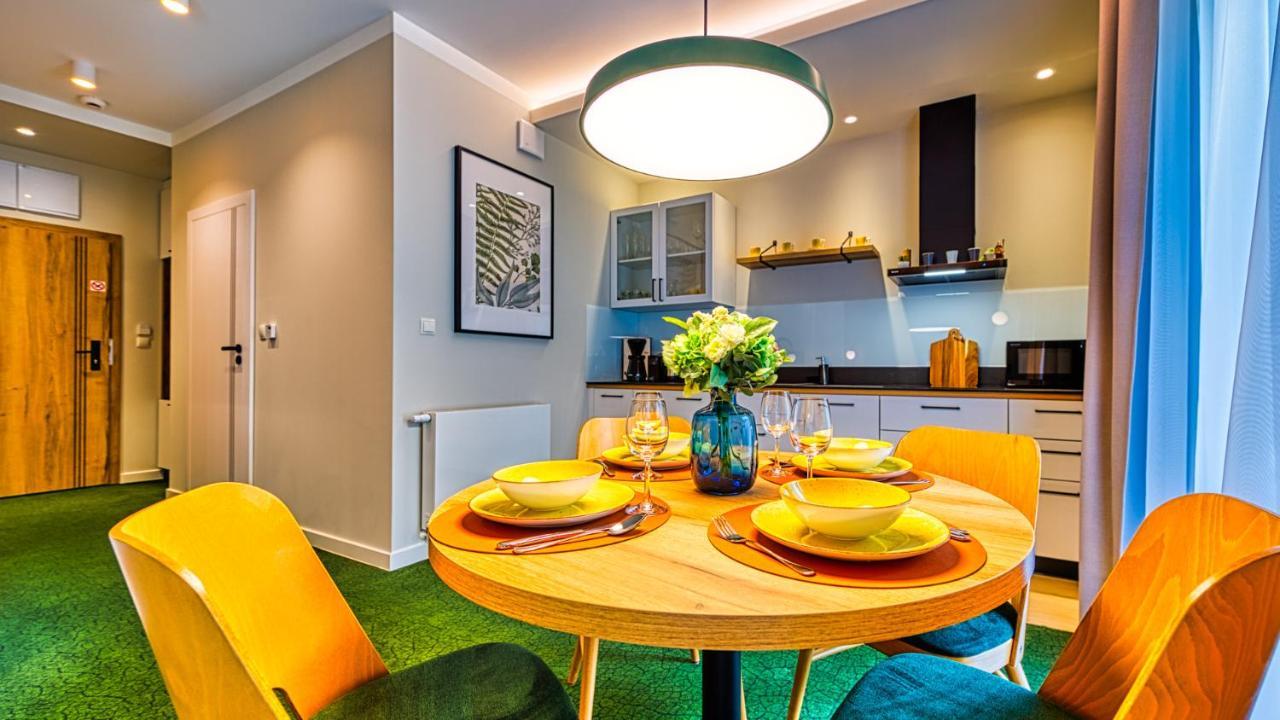 Apartamenty Vip Centrum - Wczasowa 17 By Royal Aparts Świeradów-Zdrój Exteriör bild