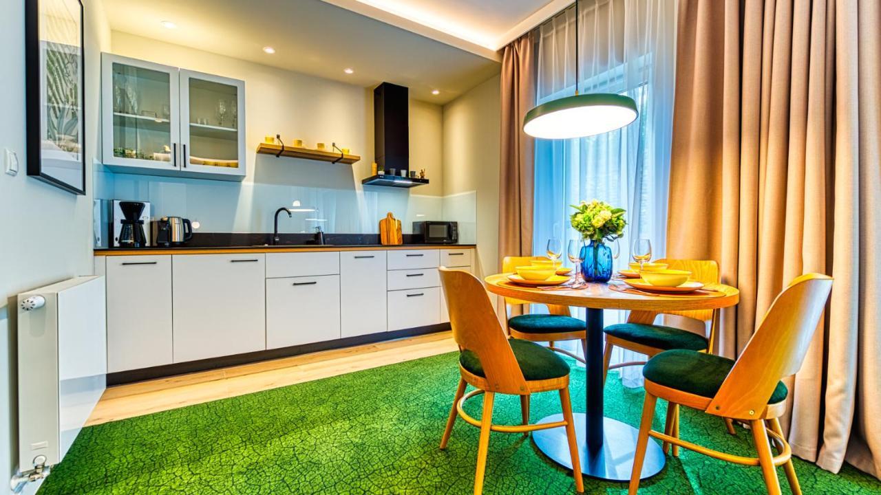 Apartamenty Vip Centrum - Wczasowa 17 By Royal Aparts Świeradów-Zdrój Exteriör bild