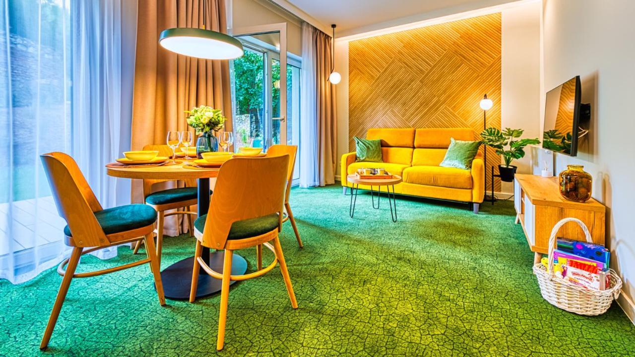 Apartamenty Vip Centrum - Wczasowa 17 By Royal Aparts Świeradów-Zdrój Exteriör bild