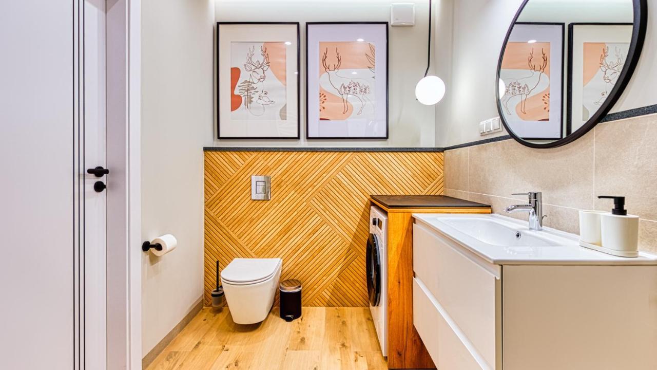 Apartamenty Vip Centrum - Wczasowa 17 By Royal Aparts Świeradów-Zdrój Exteriör bild