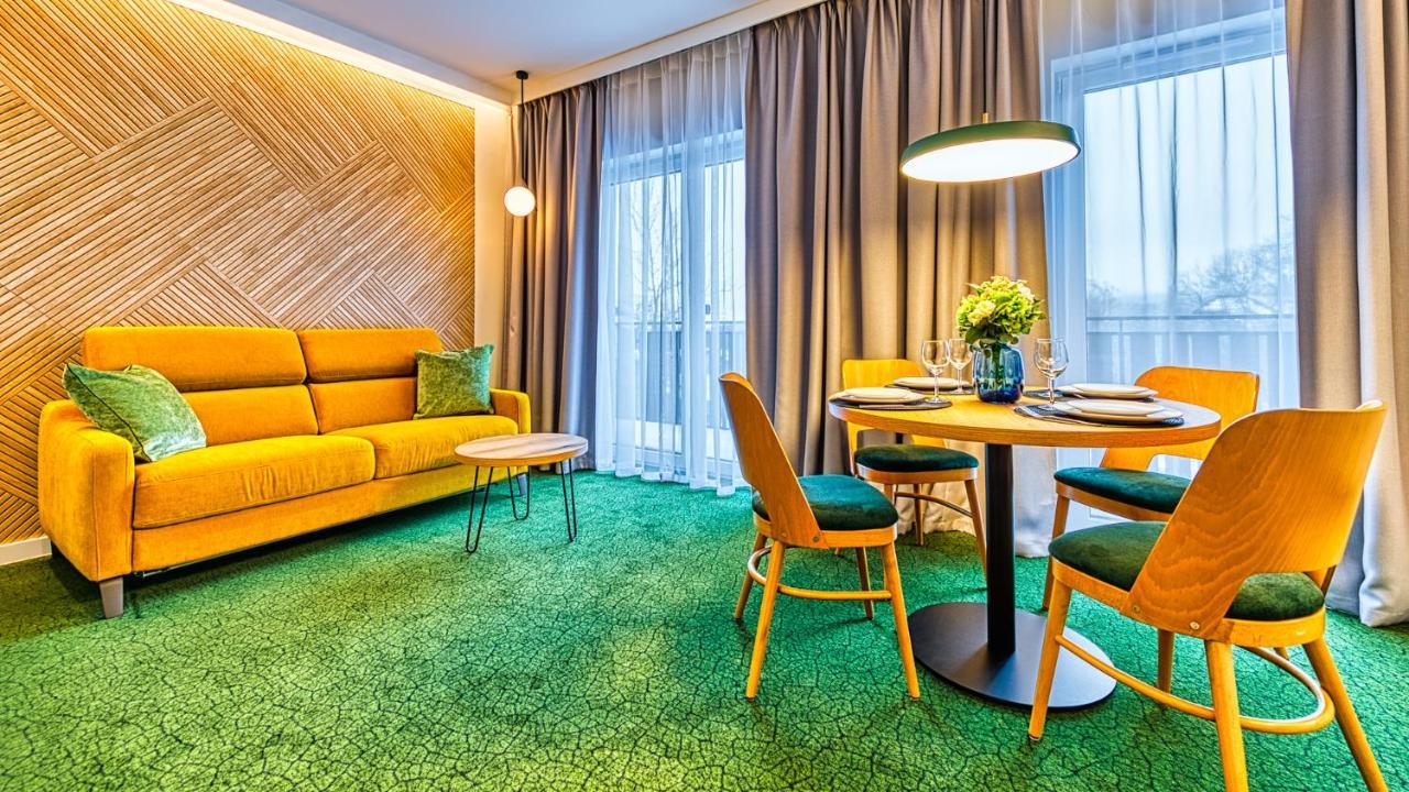 Apartamenty Vip Centrum - Wczasowa 17 By Royal Aparts Świeradów-Zdrój Exteriör bild